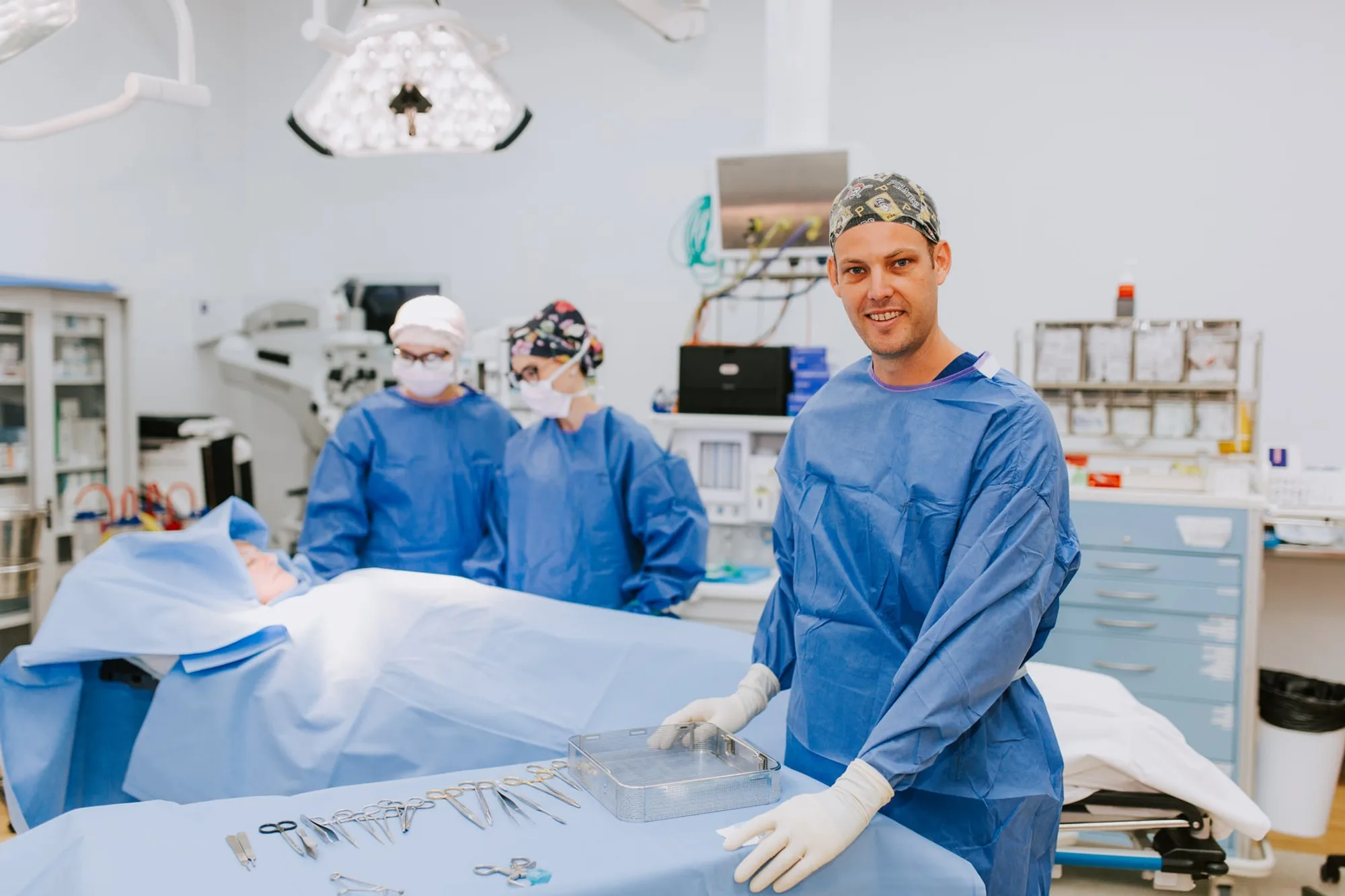 Dr de Hoog in theatre at a Townsville private hospital